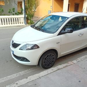 ESEMPIO – Lancia Ypsilon